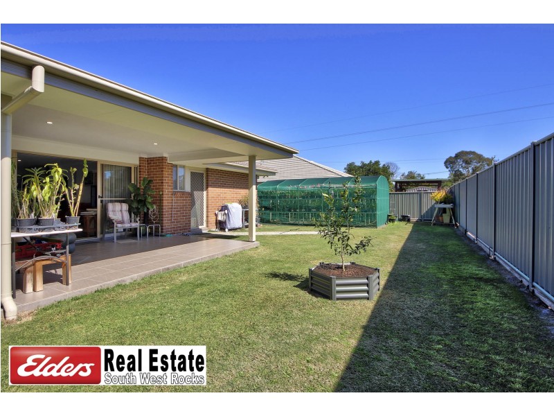 3 Tallowwood PL, South West Rocks NSW 2431