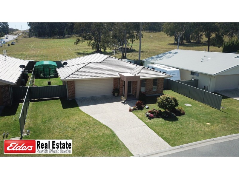 3 Tallowwood PL, South West Rocks NSW 2431
