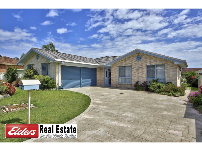 7 Frank Cooper St, South West Rocks NSW 2431