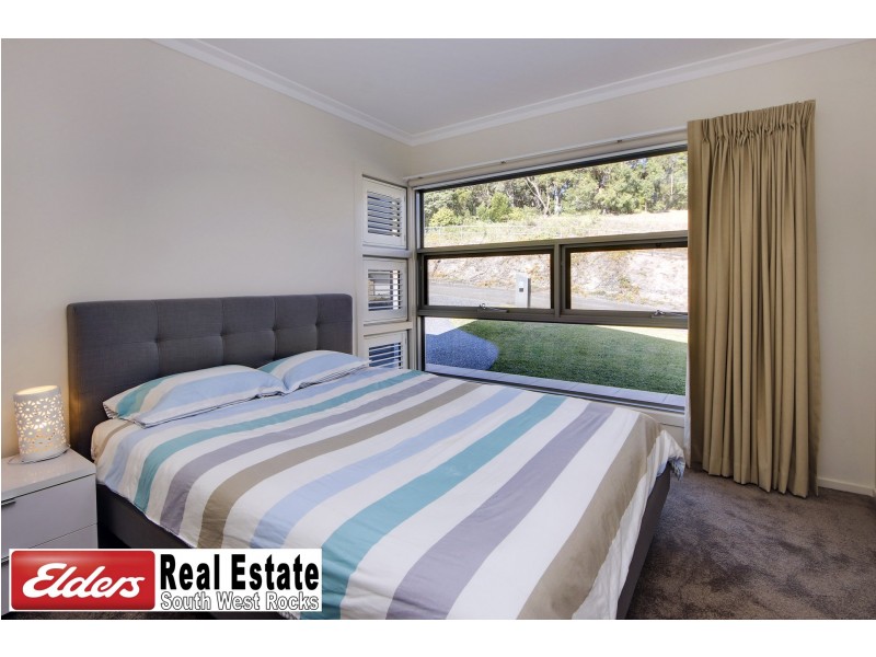 7 Salmon Circuit, South West Rocks NSW 2431