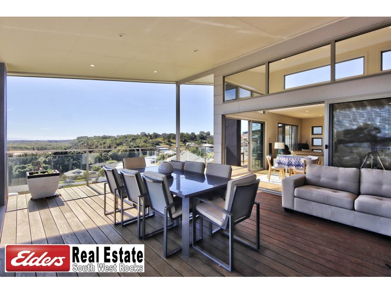 7 Salmon Circuit, South West Rocks NSW 2431