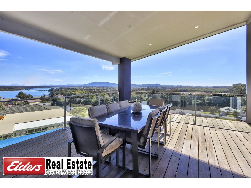 7 Salmon Circuit, South West Rocks NSW 2431