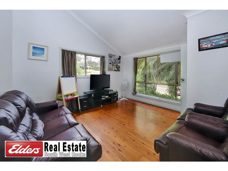3 Quarry St, South West Rocks NSW 2431