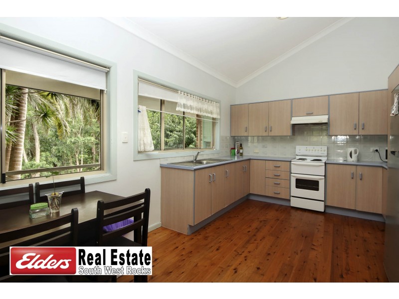 3 Quarry St, South West Rocks NSW 2431