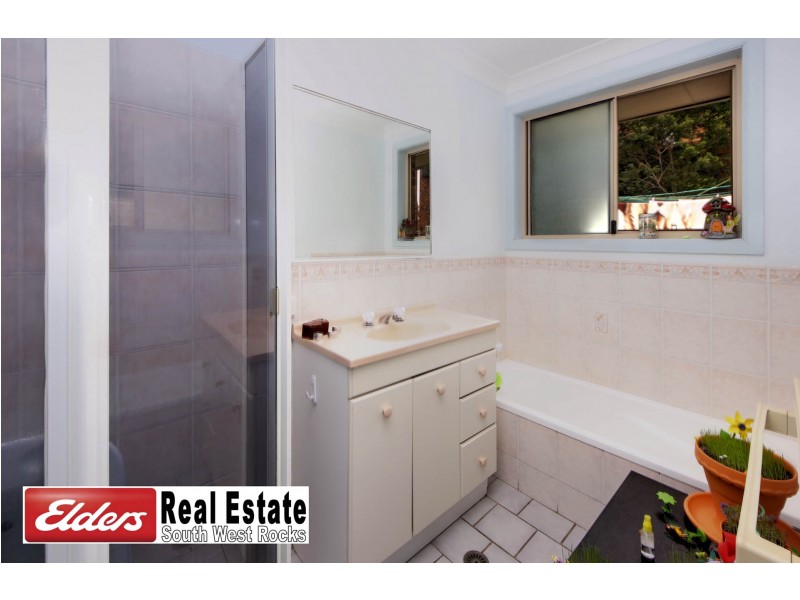 3 Quarry St, South West Rocks NSW 2431