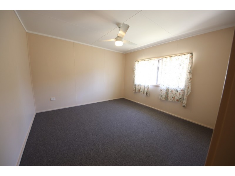 24 Currawong Cres, South West Rocks NSW 2431