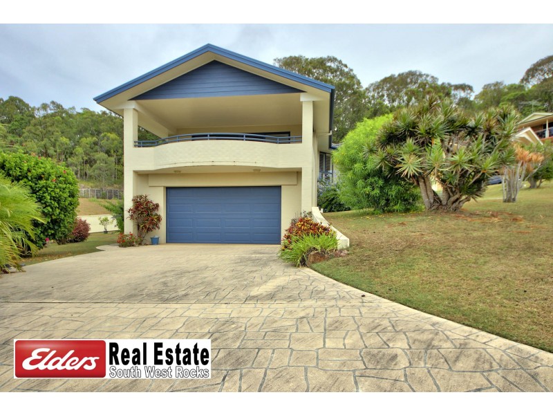 2 Salmon Cct, South West Rocks NSW 2431