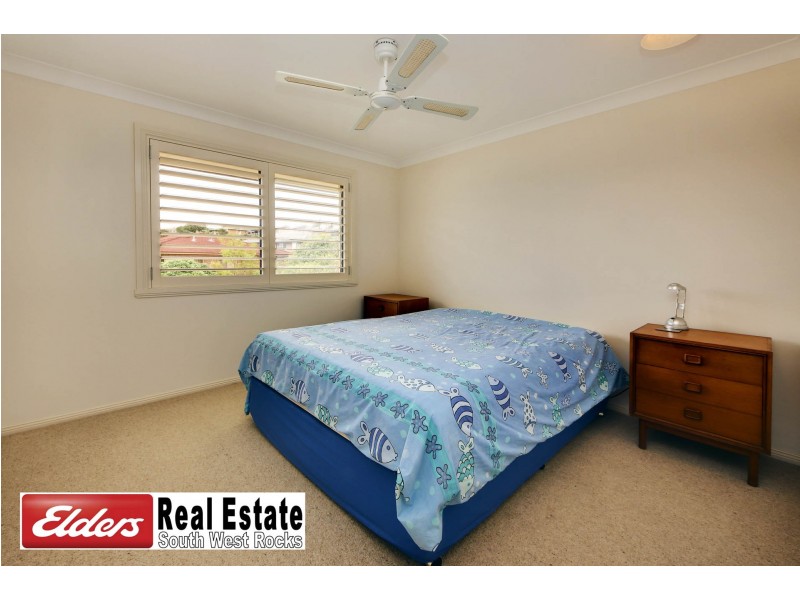 2 Salmon Cct, South West Rocks NSW 2431