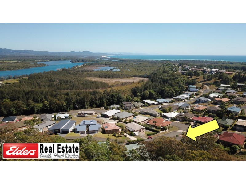 2 Salmon Cct, South West Rocks NSW 2431