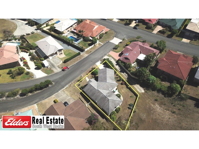 2 Salmon Cct, South West Rocks NSW 2431