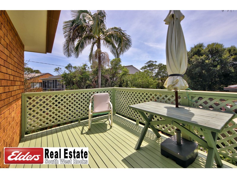 2 Emanuel Cres, South West Rocks NSW 2431