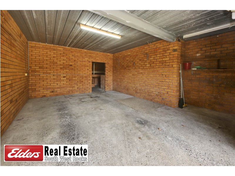 2 Emanuel Cres, South West Rocks NSW 2431