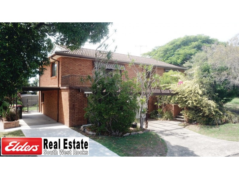 2 Emanuel Cres, South West Rocks NSW 2431