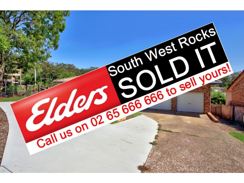 15 Crystal Pl, South West Rocks NSW 2431