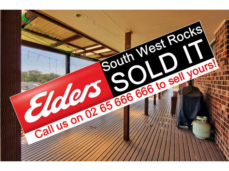 15 Crystal Pl, South West Rocks NSW 2431