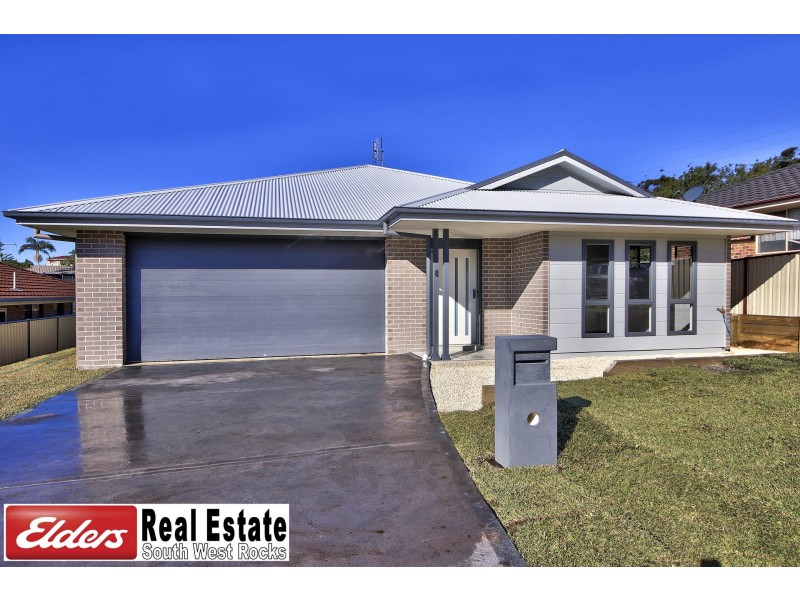 8 Pisces Pl, South West Rocks NSW 2431