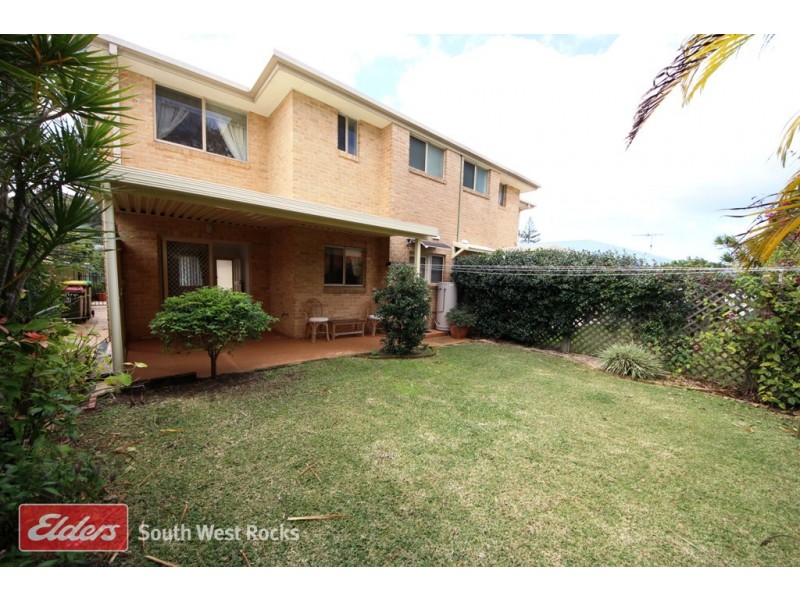 2/40 Arthur St, South West Rocks NSW 2431