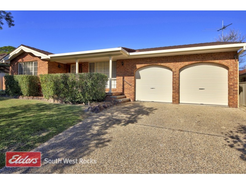 17 Palm Court, South West Rocks NSW 2431