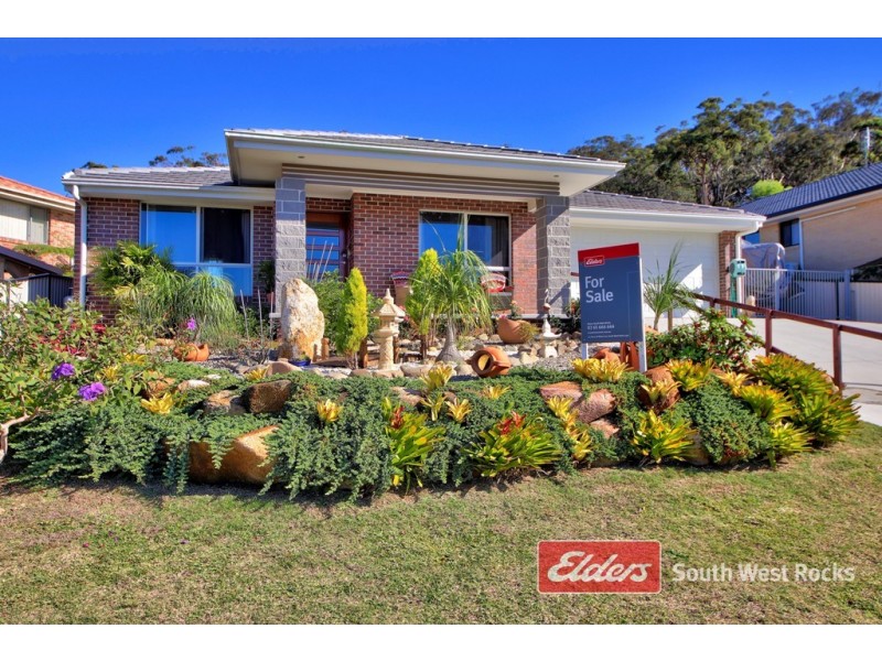 8 Trevor Judd Ave, South West Rocks NSW 2431