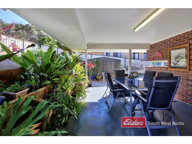 8 Trevor Judd Ave, South West Rocks NSW 2431