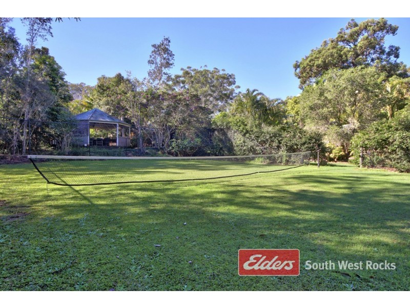 2 Cockatoo Place, Arakoon NSW 2431