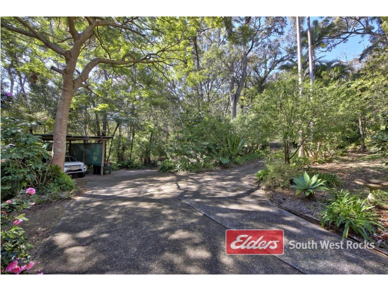 21 Russell, Arakoon NSW 2431