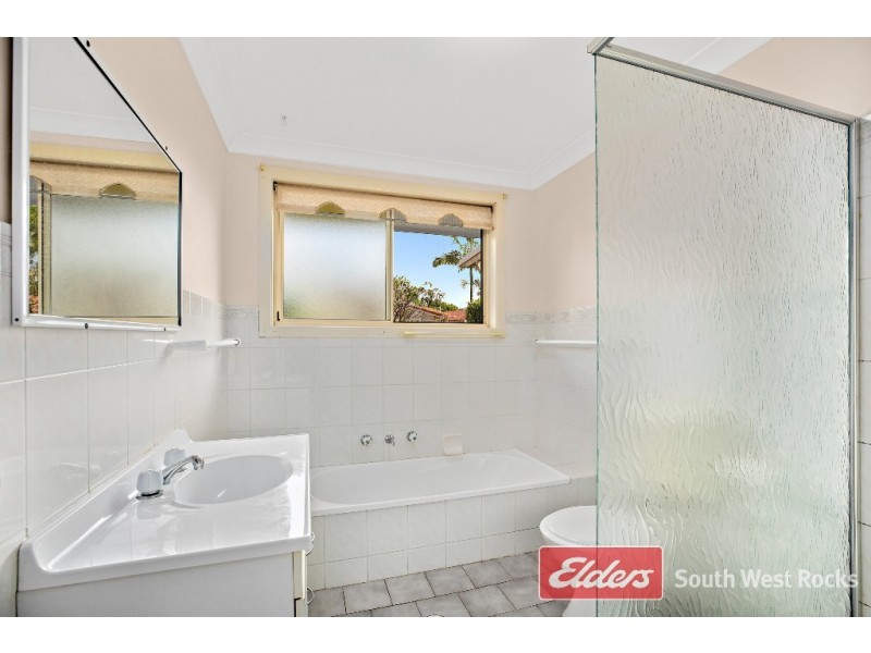 16/14 Gordon Young Dr, South West Rocks NSW 2431