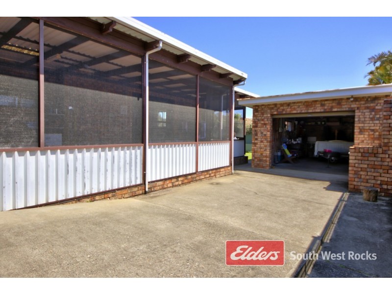 23 BRUCE FIELD STREET, South West Rocks NSW 2431