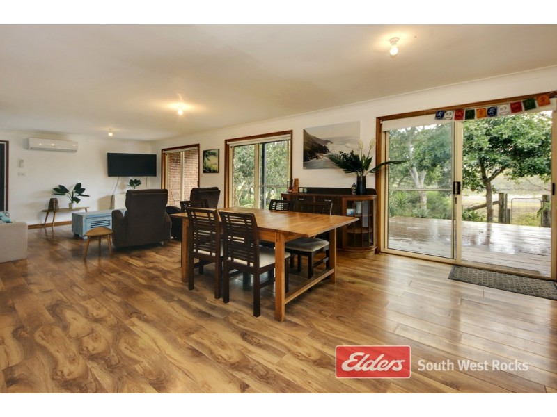 2 BREAM CLOSE, Hat Head NSW 2440