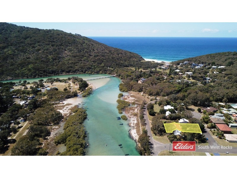 2 BREAM CLOSE, Hat Head NSW 2440