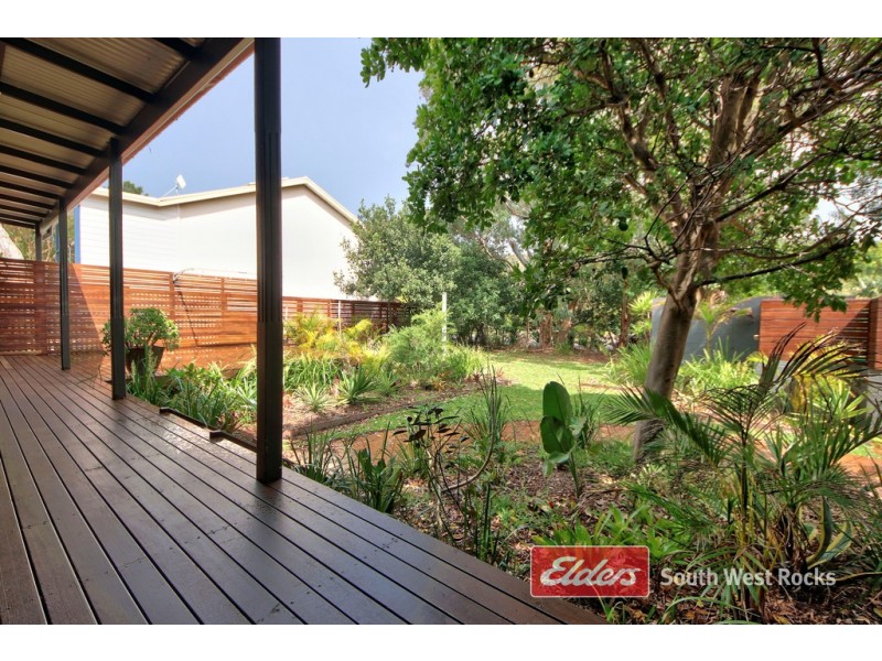 2 BREAM CLOSE, Hat Head NSW 2440