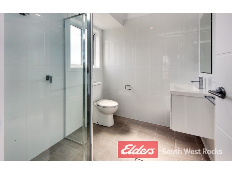 14 Shamrock Ave, South West Rocks NSW 2431
