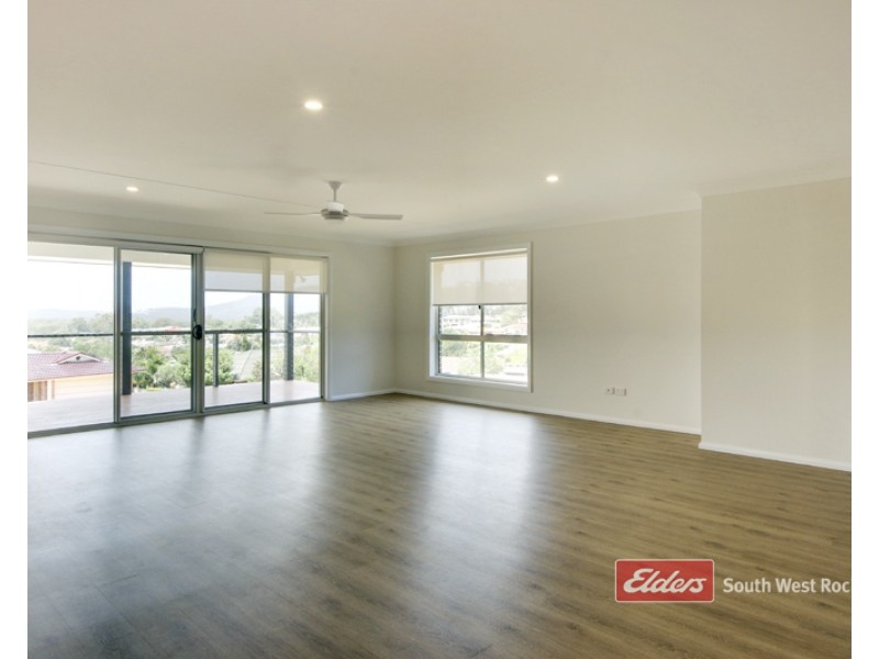 2 Mertens Pl, South West Rocks NSW 2431