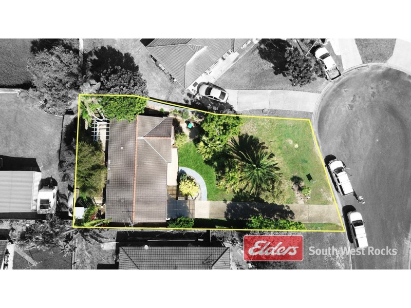 2 VICTOR PERRY PLACE, South West Rocks NSW 2431