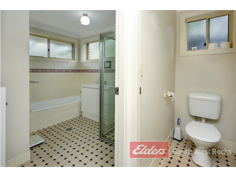 2 VICTOR PERRY PLACE, South West Rocks NSW 2431