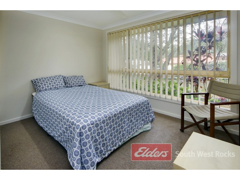 2 VICTOR PERRY PLACE, South West Rocks NSW 2431
