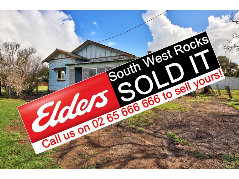 44 CROADS ESPLANADE, Smithtown NSW 2440