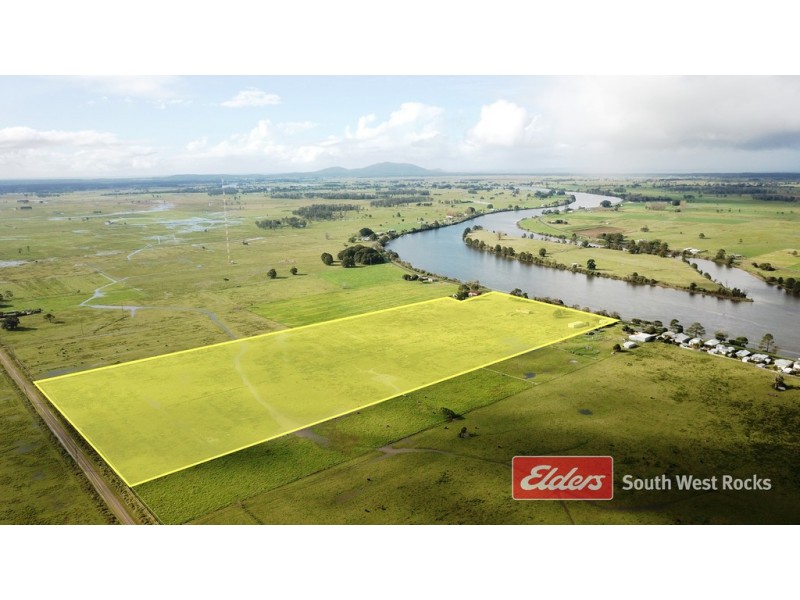 44 CROADS ESPLANADE, Smithtown NSW 2440