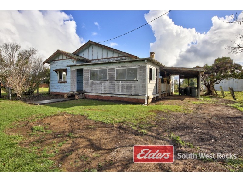 44 CROADS ESPLANADE, Smithtown NSW 2440