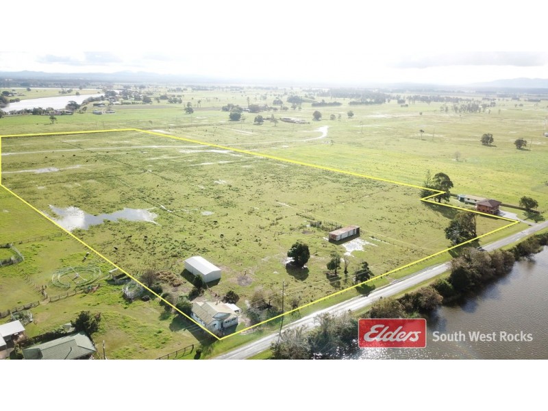 44 CROADS ESPLANADE, Smithtown NSW 2440