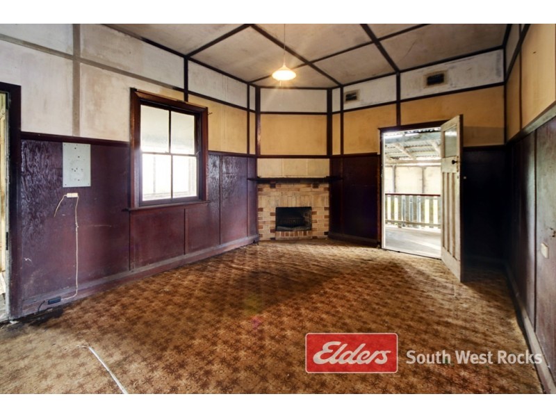 44 CROADS ESPLANADE, Smithtown NSW 2440