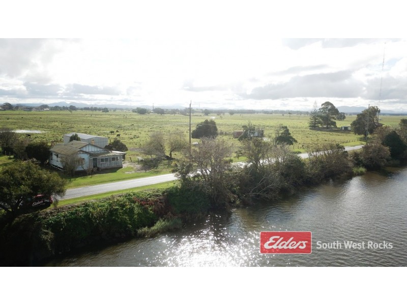 44 CROADS ESPLANADE, Smithtown NSW 2440
