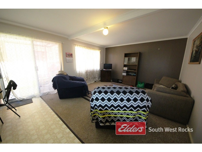 2/27 Phillip Drive, South West Rocks NSW 2431
