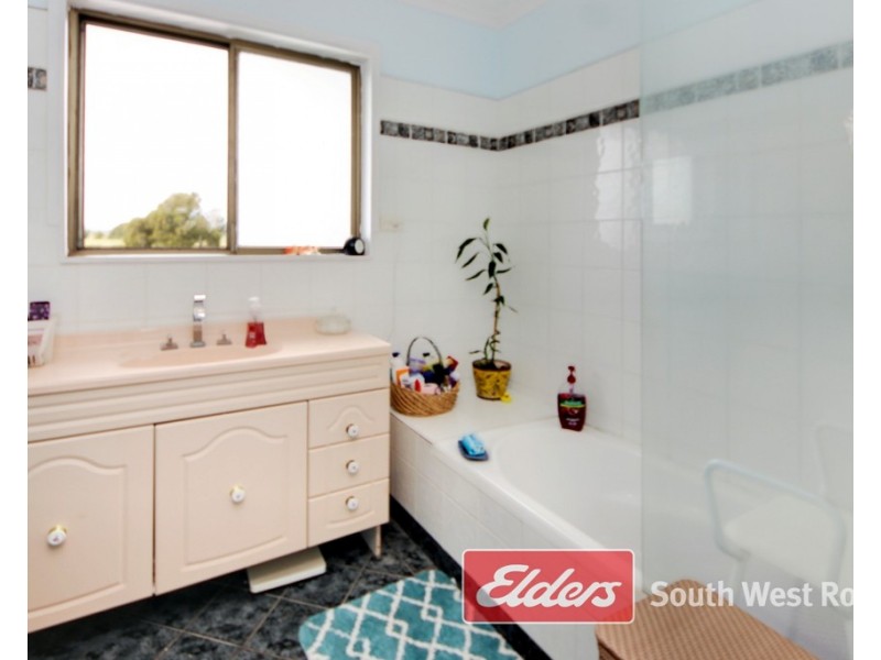 33 BARNARD STREET, Gladstone NSW 2440