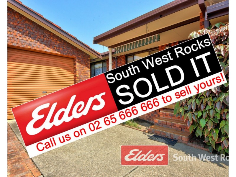 2/7 LAWSON STREET, South West Rocks NSW 2431