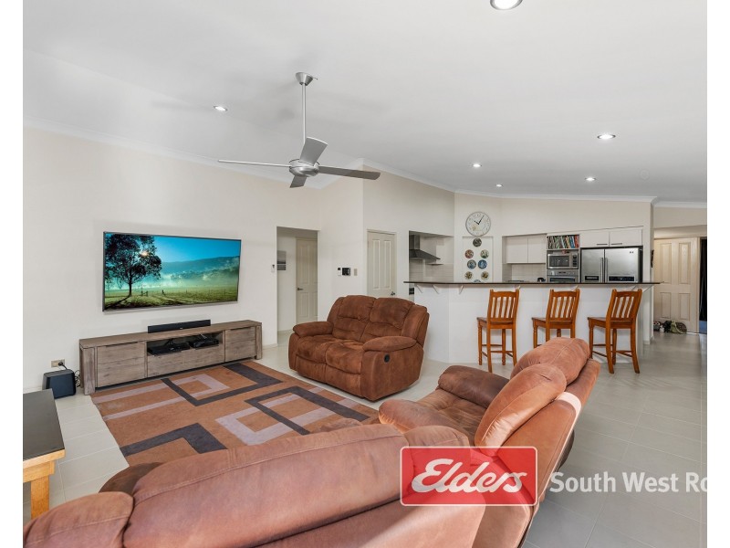 11 DENNIS CRESCENT, South West Rocks NSW 2431