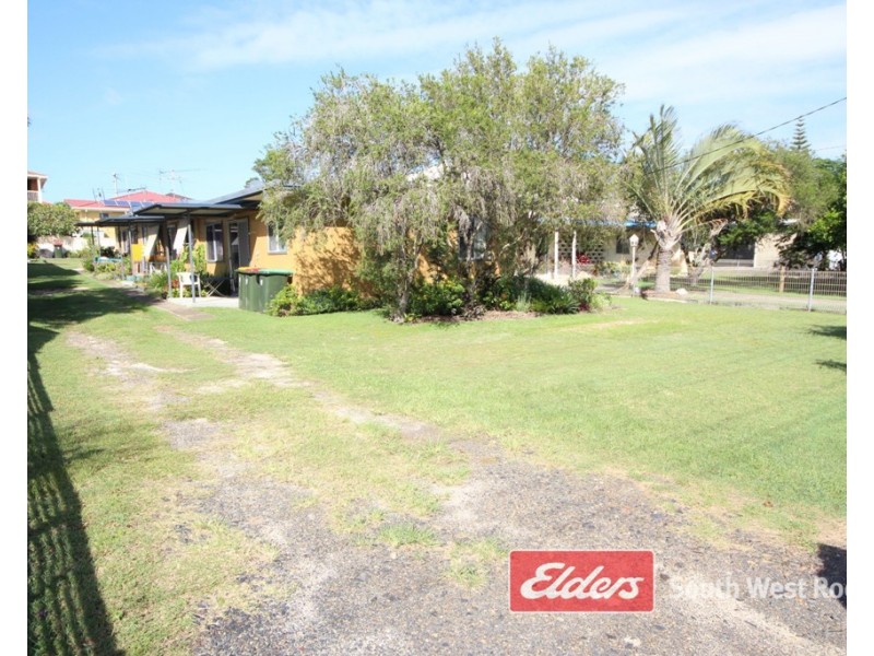 27 Phillip Drive, South West Rocks NSW 2431