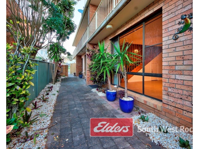 4/15 LANDSBOROUGH STREET, South West Rocks NSW 2431