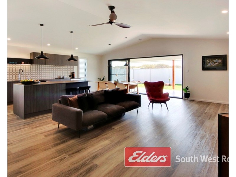 25 Athena Pde, South West Rocks NSW 2431
