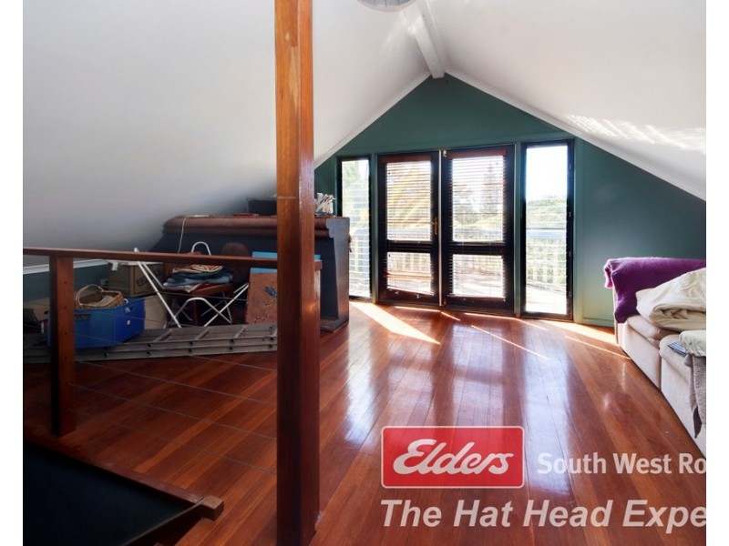130 Gap Rd, Hat Head NSW 2440